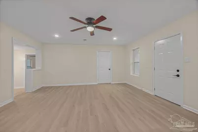 20 Huntington Dr, Pensacola, FL 32506 - Photo 9