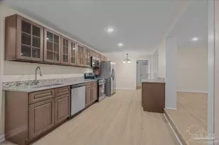 20 Huntington Dr, Pensacola, FL 32506 - Photo 13