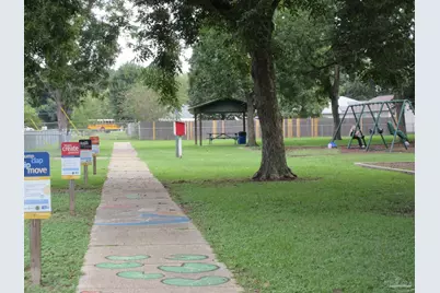 4300 Santa Villa Dr, Pace, FL 32571 - Photo 5