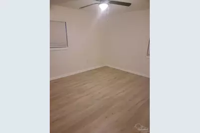 207 Hart Dr, Pensacola, FL 32503 - Photo 17