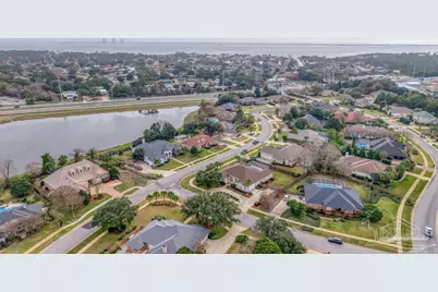 2537 Meek St, Gulf Breeze, FL 32563 - Photo 65
