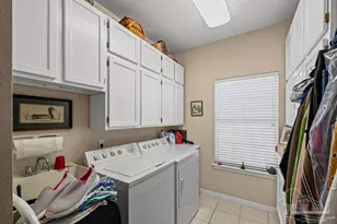 2537 Meek St, Gulf Breeze, FL 32563 - Photo 43