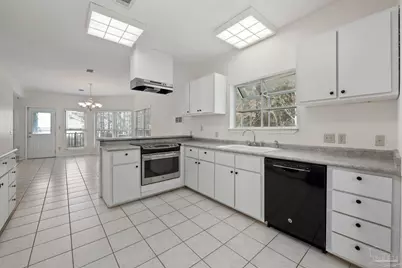 2857 N 1st Ave, Milton, FL 32583 - Photo 7