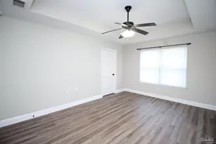 5780 Jade Moon Cir, Milton, FL 32583 - Photo 11