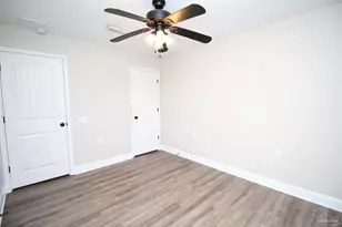 5780 Jade Moon Cir, Milton, FL 32583 - Photo 17