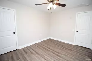 5780 Jade Moon Cir, Milton, FL 32583 - Photo 15