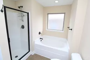 5780 Jade Moon Cir, Milton, FL 32583 - Photo 13