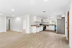 2718 Copter Rd, Pensacola, FL 32514 - Photo 7