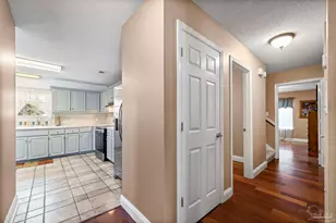 404 Shorewood Cir, Pensacola, FL 32507 - Photo 13