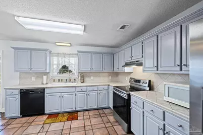 404 Shorewood Cir, Pensacola, FL 32507 - Photo 23