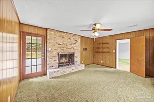 7889 Chesterfield Rd, Pensacola, FL 32506 - Photo 5