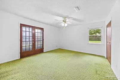 7889 Chesterfield Rd, Pensacola, FL 32506 - Photo 13