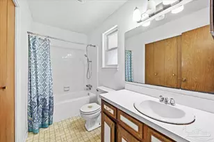 7889 Chesterfield Rd, Pensacola, FL 32506 - Photo 9