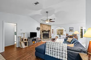 741 Vickery Dr, Pensacola, FL 32514 - Photo 15