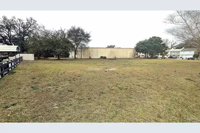 6400 Blk Tippin Ave, Pensacola, FL 32504 - Photo 9