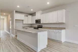 5042 Gaineswood Dr, Milton, FL 32583 - Photo 9