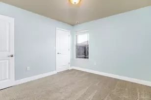 5566 Maggie Rose Cir, Milton, FL 32570 - Photo 19