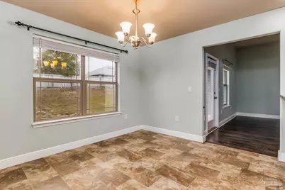 5566 Maggie Rose Cir, Milton, FL 32570 - Photo 7