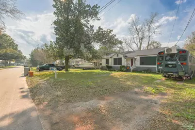 124 Mintz Ln, Cantonment, FL 32533 - Photo 7