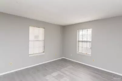 5405 East Shore Dr, Pensacola, FL 32505 - Photo 5