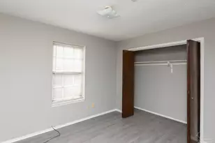 5405 E Shore Dr, Pensacola, FL 32505 - Photo 11