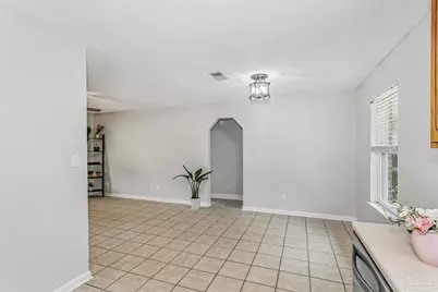 5453 Camille Gardens Cir, Milton, FL 32570 - Photo 15