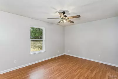 5453 Camille Gardens Cir, Milton, FL 32570 - Photo 21