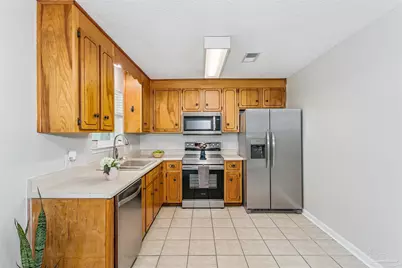 5453 Camille Gardens Cir, Milton, FL 32570 - Photo 13