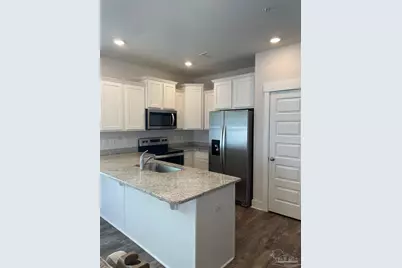 1639 Iroquois Ct, Pensacola, FL 32534 - Photo 3