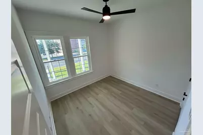 2300 W Jackson St, Pensacola, FL 32505 - Photo 19