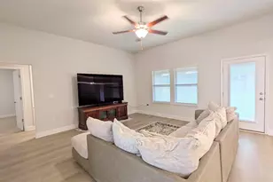 5693 Old Stone Blvd, Milton, FL 32570 - Photo 7