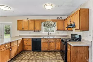 601 E Scott St, Pensacola, FL 32503 - Photo 11