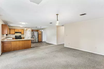 601 E Scott St, Pensacola, FL 32503 - Photo 9