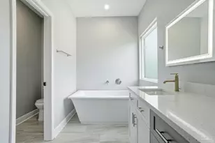 5712 Riviera Dr, Milton, FL 32583 - Photo 25