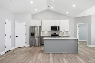 5712 Riviera Dr, Milton, FL 32583 - Photo 13