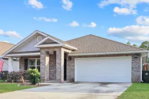 10509 Queens Gate Cir, Pensacola, FL 32506 - Photo 3