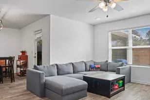 10509 Queens Gate Cir, Pensacola, FL 32506 - Photo 7