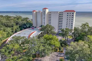 615 Bayshore Dr, Pensacola, FL 32507 - Photo 47