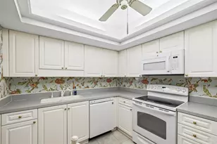 615 Bayshore Dr, Pensacola, FL 32507 - Photo 19