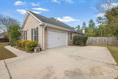 5718 Sparkleberry Ln, Pensacola, FL 32526 - Photo 5