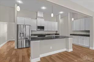 5718 Sparkleberry Ln, Pensacola, FL 32526 - Photo 11