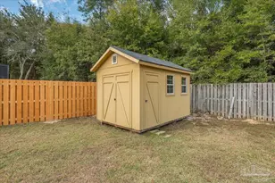 5718 Sparkleberry Ln, Pensacola, FL 32526 - Photo 43