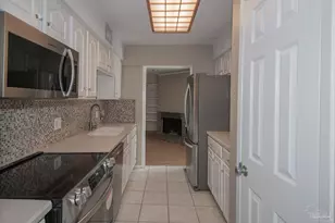 3400 Wimbledon Dr, Pensacola, FL 32504 - Photo 9