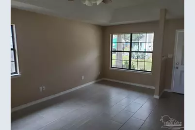 1921 Luneta St, Navarre, FL 32566 - Photo 5