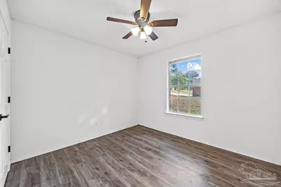 3905 Deerwood Cir, Pace, FL 32571 - Photo 25