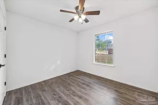 3905 Deerwood Cir, Pace, FL 32571 - Photo 25