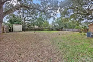 3905 Deerwood Cir, Pace, FL 32571 - Photo 35