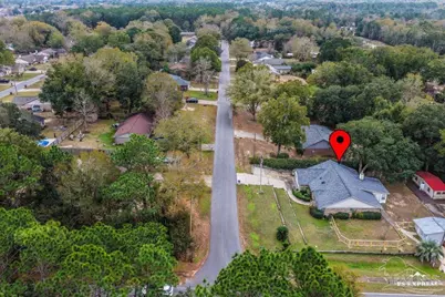 3905 Deerwood Cir, Pace, FL 32571 - Photo 37