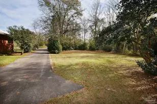 6475 Chestnut Rd, Molino, FL 32577 - Photo 5