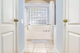 9925 Rail Cir, Pensacola, FL 32507 - Photo 11